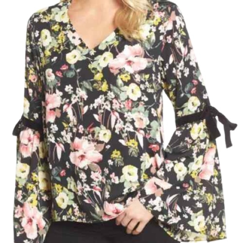 EUC Halogen V-Neck Black Floral Long Sleeve Bell Sleeve Velvet Tie Blous…